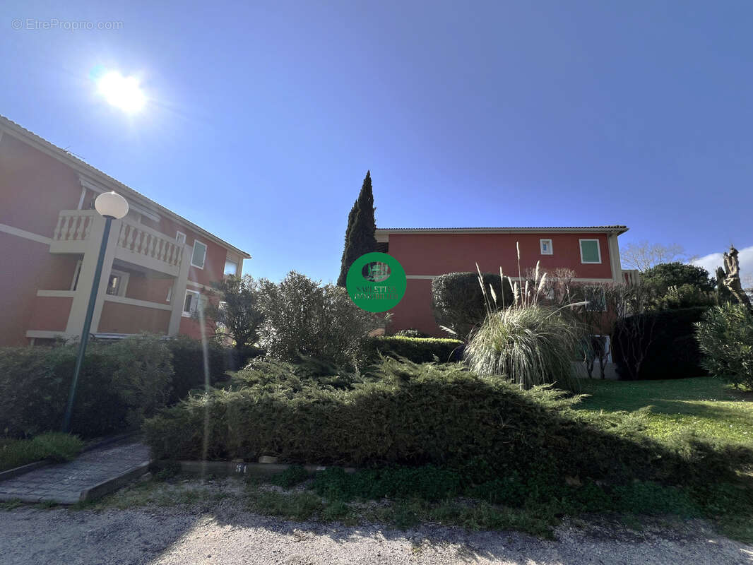 Rez-de-jardin 3 pièces au calme dans résidence sécurisée avec piscine - photo 9
