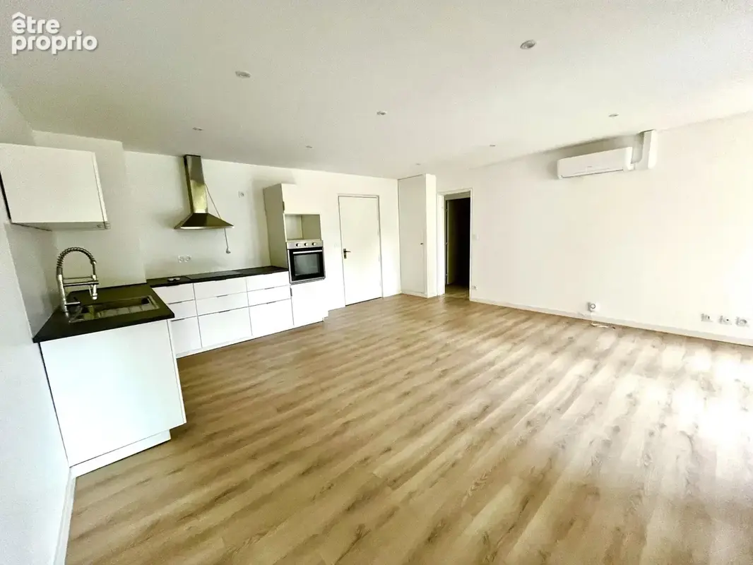 Aix Ouest  - Appartement T2 50m2 en 1er Etage (ASC) avec Terrasse - photo 2