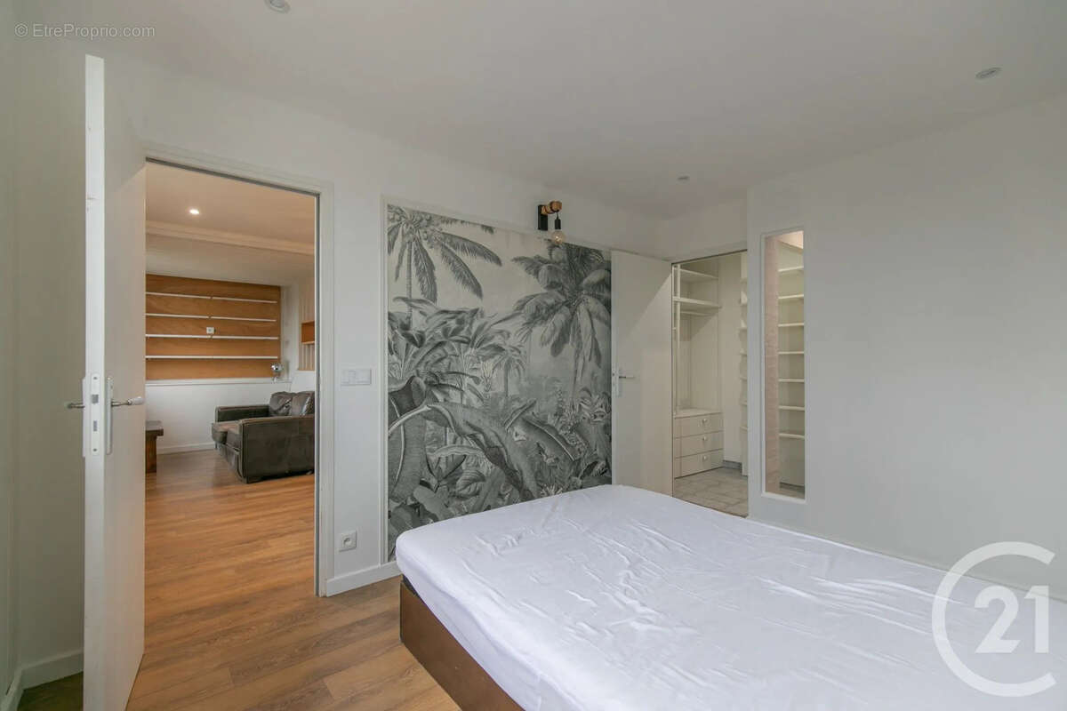 Appartement à SAINT-MAUR-DES-FOSSES