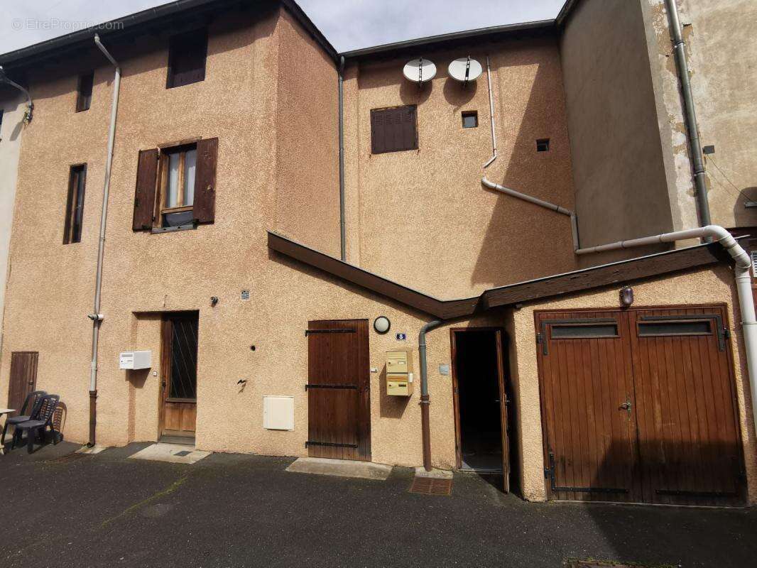 Appartement à SAIN-BEL