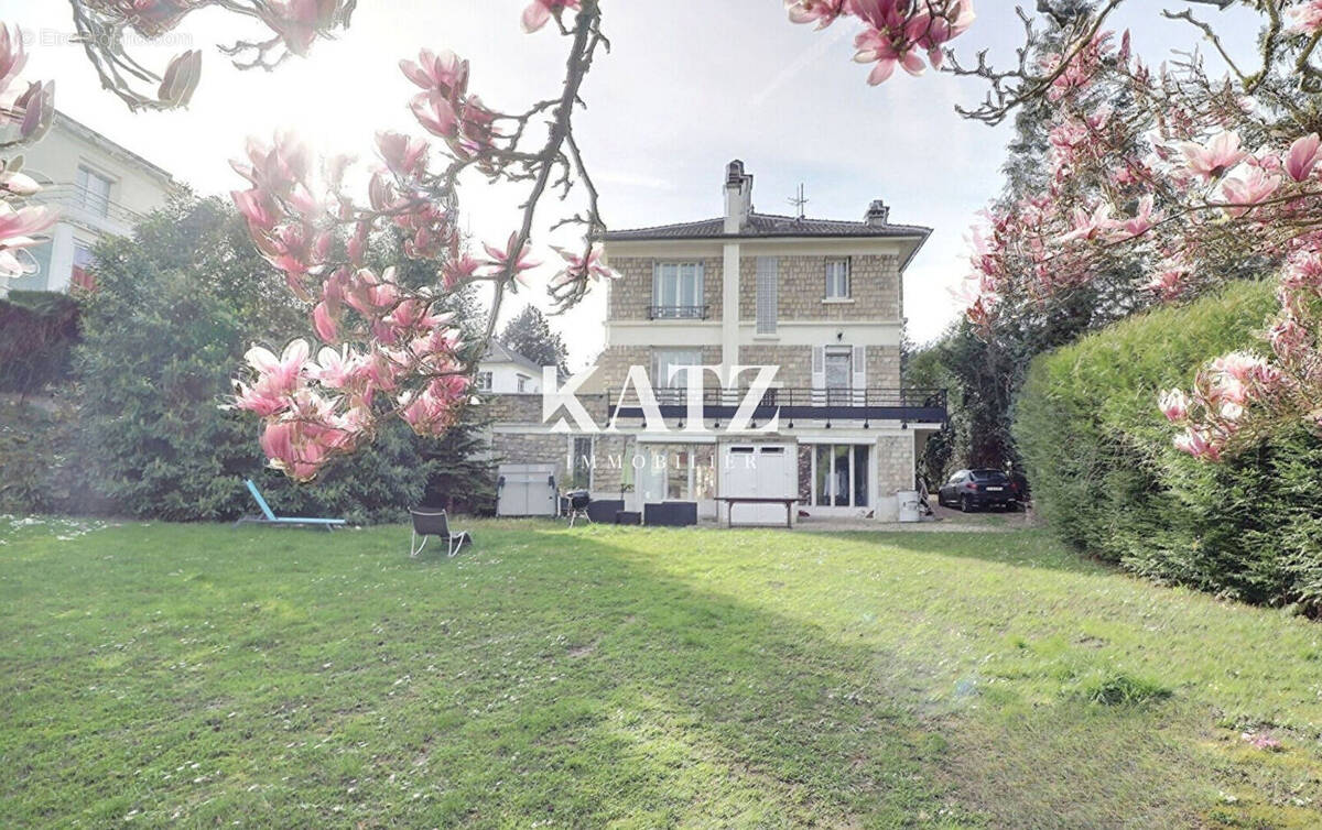 Maison à VAUCRESSON