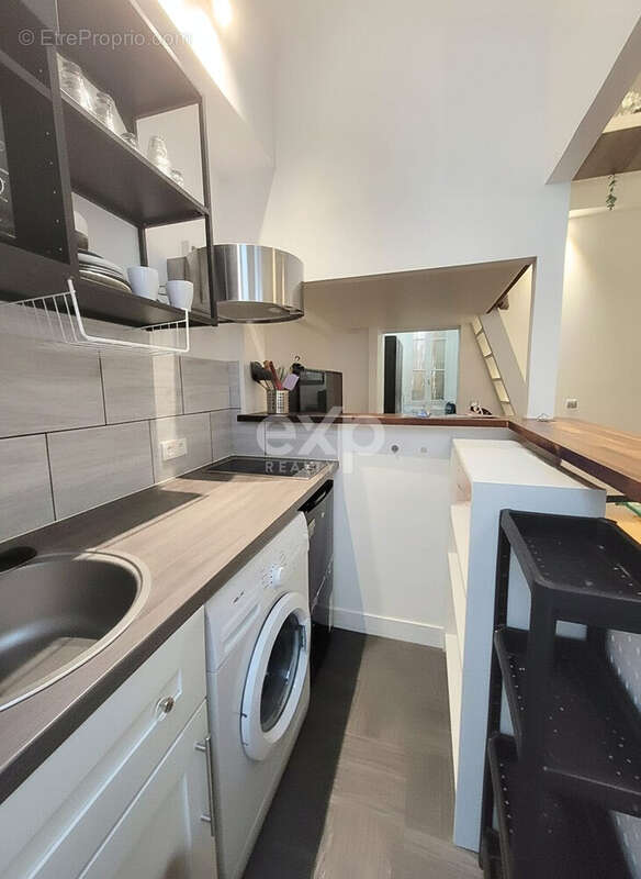 Appartement à PARIS-15E
