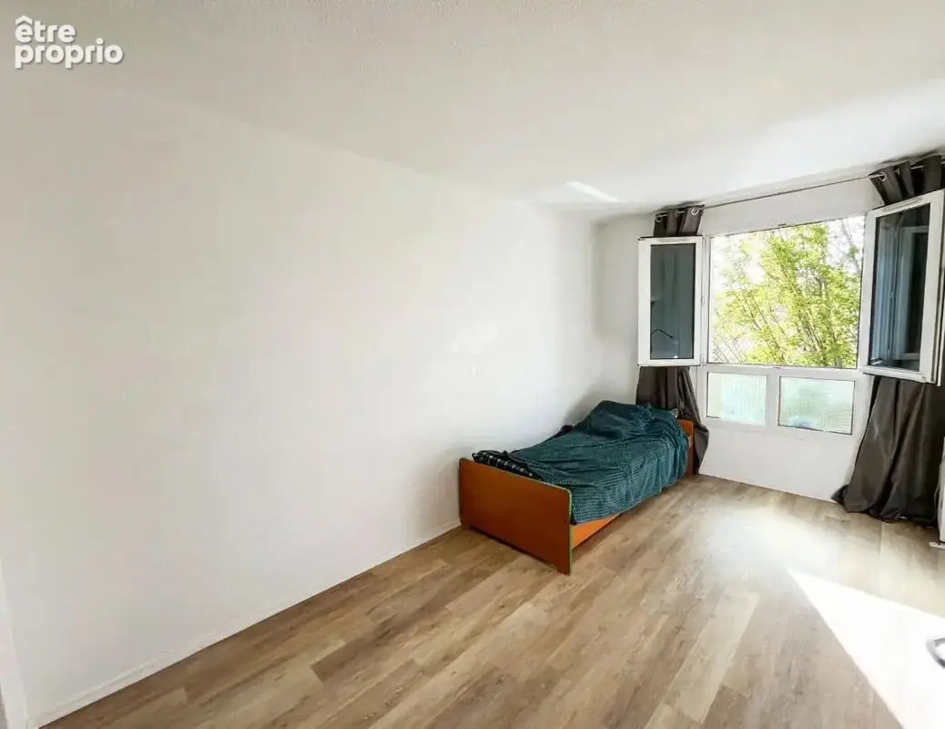 Appartement Cergy 1 pièce(s) 17.69 m2 - photo 2
