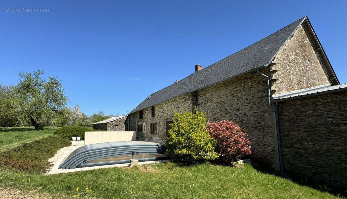 Propriété rurale   6,9 ha avec maison de 170 m2, petit studio et piscine (Boussac-Bourg) - photo 4