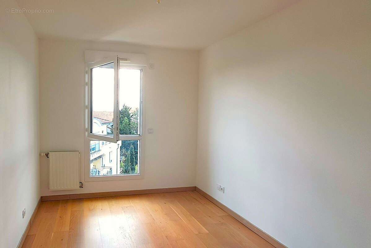 Appartement à BRON