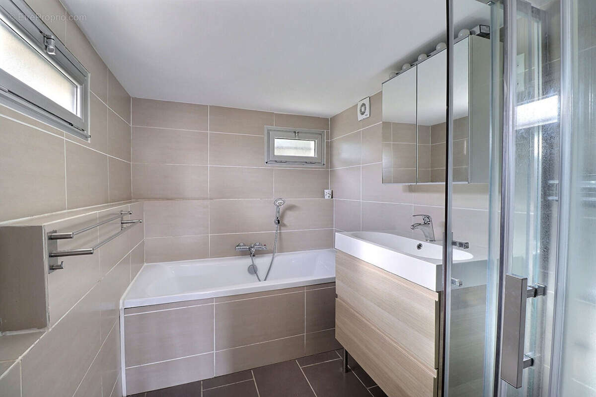 Maison à MAREIL-MARLY