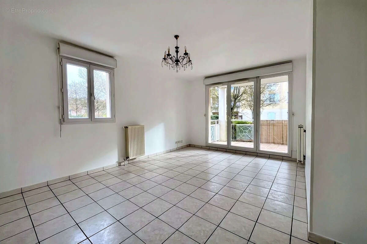 Appartement à MONTEVRAIN