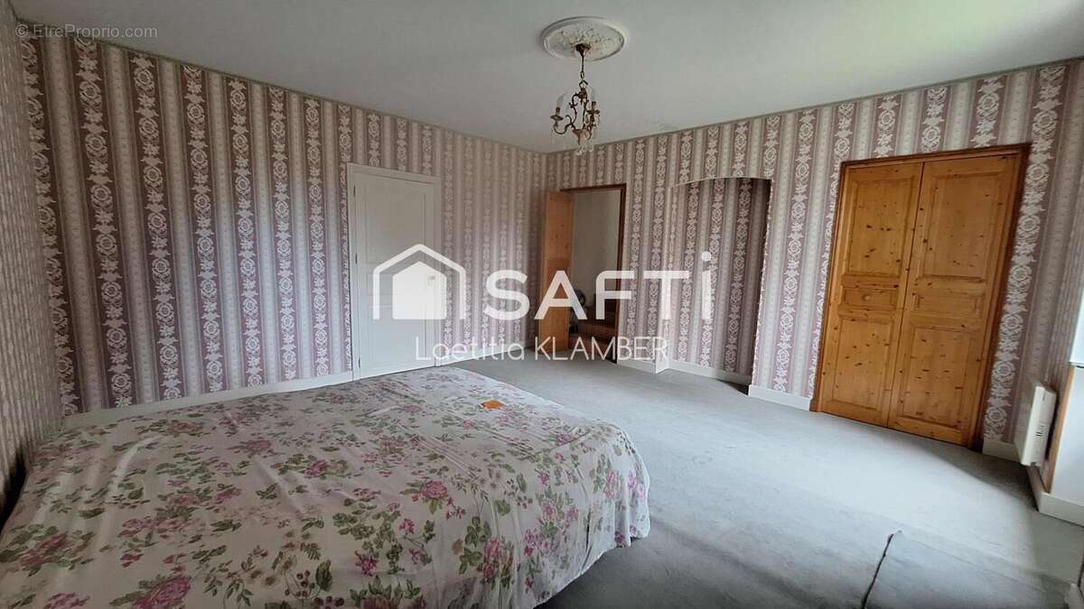 Maison 318 m² à Saint-Leger  - photo 9