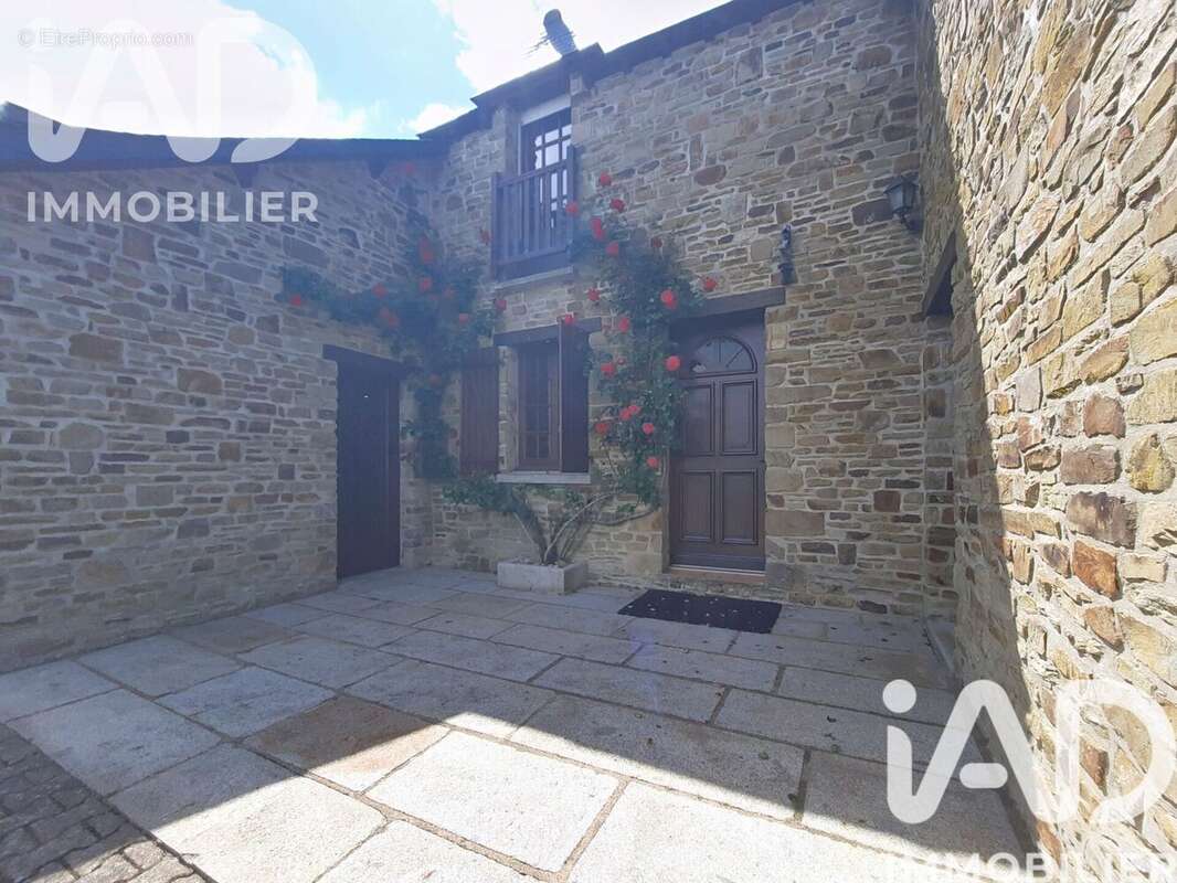 Photo 2 - Maison à RETIERS