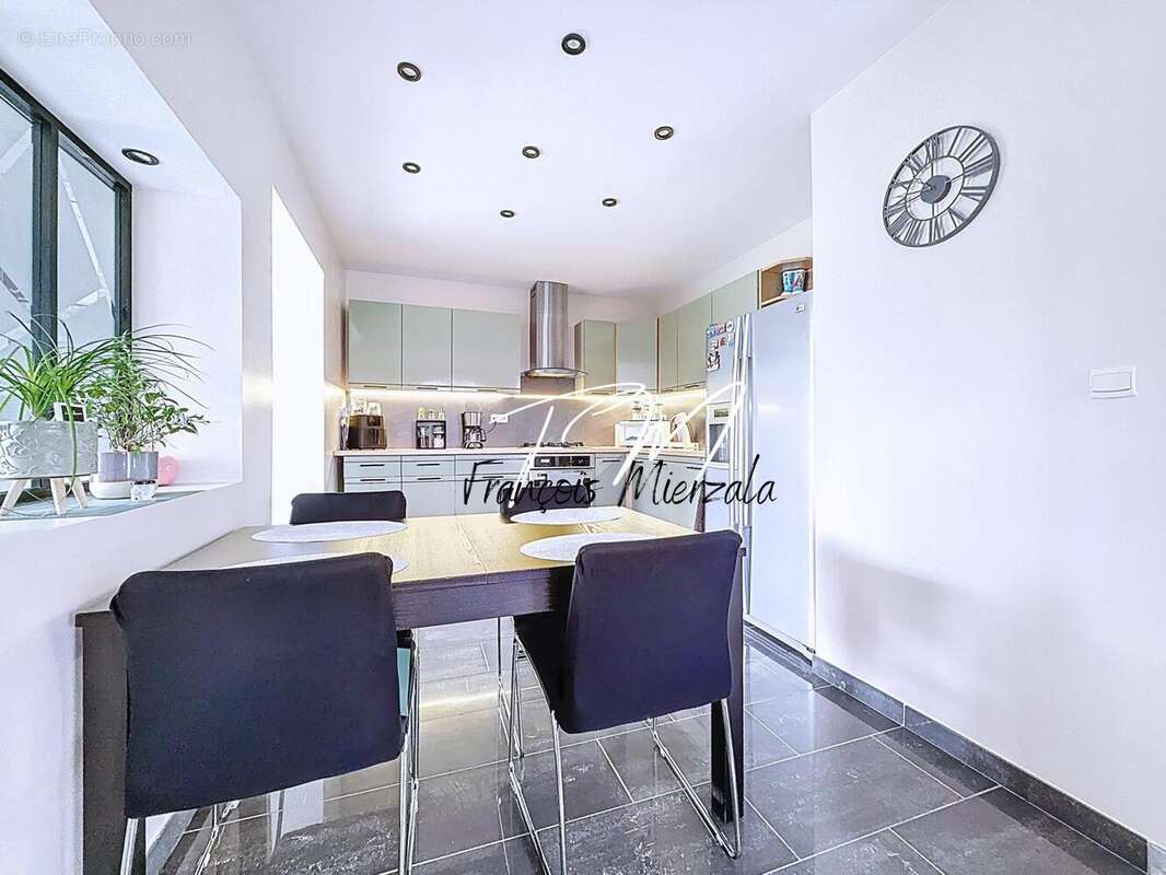 Photo 4 - Maison à COURRIERES