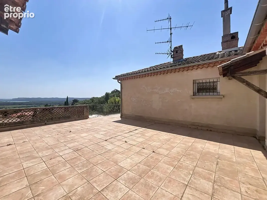 Maison Chateauneuf Du Pape 9 pièce(s) 206 m2 - photo 2