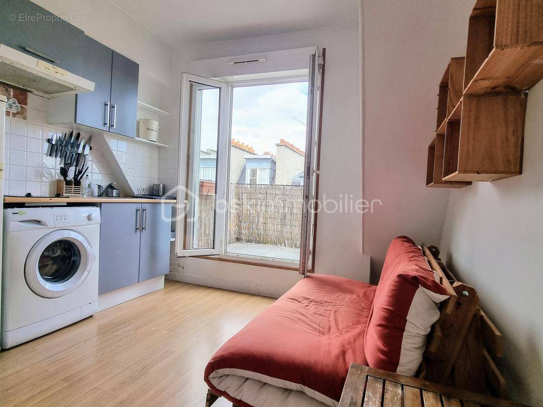 Appartement à PARIS-20E