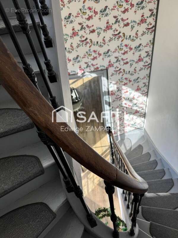 Maison 379 m² à Champagnac-La-Riviere  - photo 6