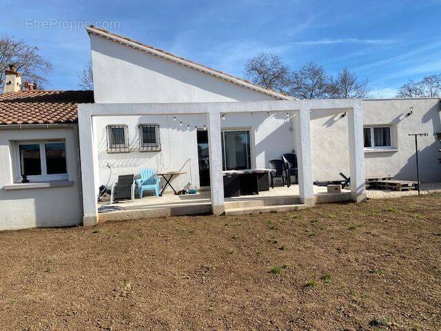 Maison à LEZIGNAN-LA-CEBE