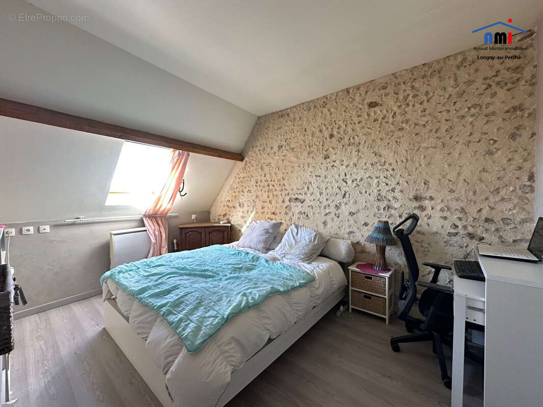 Maison à LONGNY-AU-PERCHE