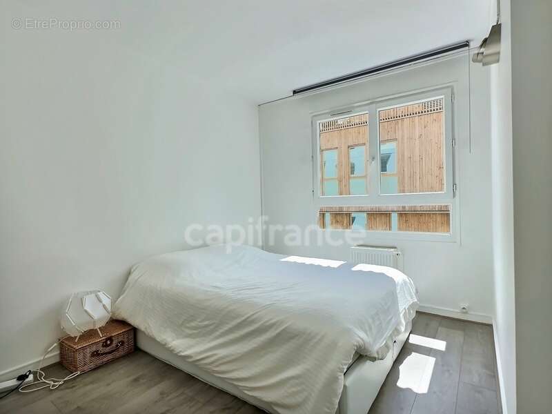 Appartement à vendre 2 pièces 48,70 m² PARIS 20EME ARRONDISSEMENT (75) en excellent état au sein d'une résidence standing - photo 12