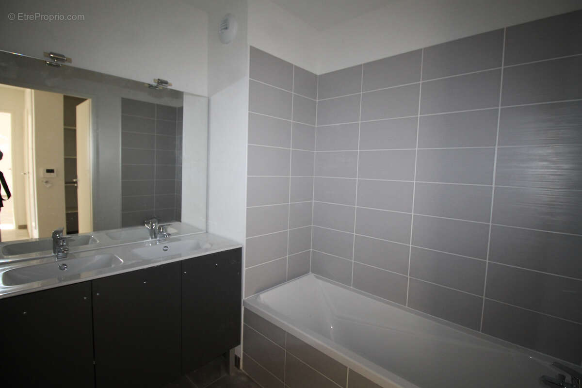 Appartement à CORNEBARRIEU