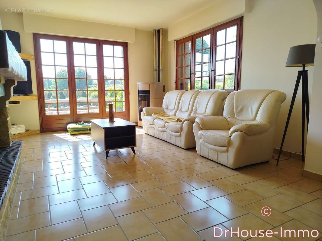 Maison à RACQUINGHEM