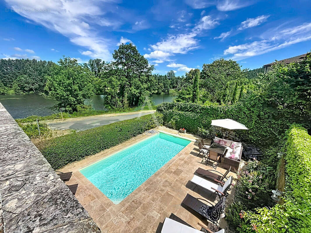 Élégante maison en pierre avec vue dégagée sur la rivière, piscine - photo 16