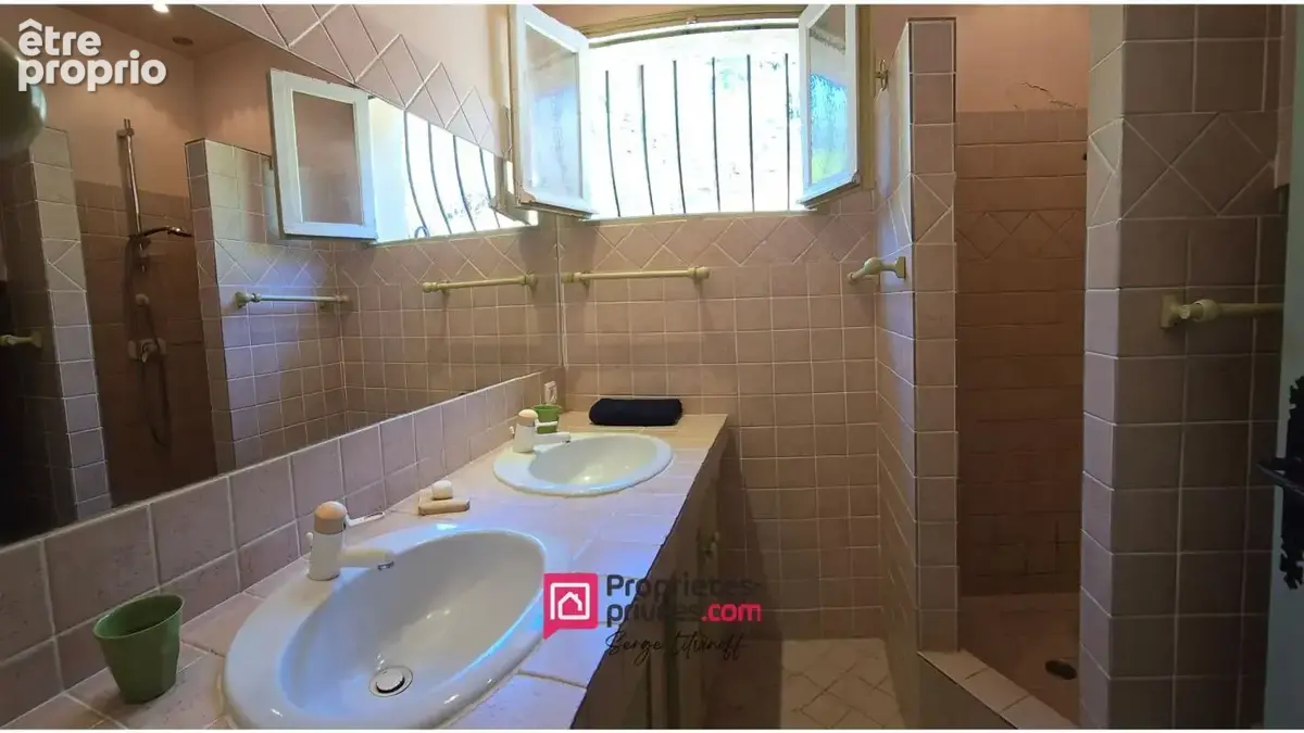 Au coeur du Golf de St Tropez - maison provençale 110m2 - avec piscine sur 4400 m2 - 649.000 - photo 12