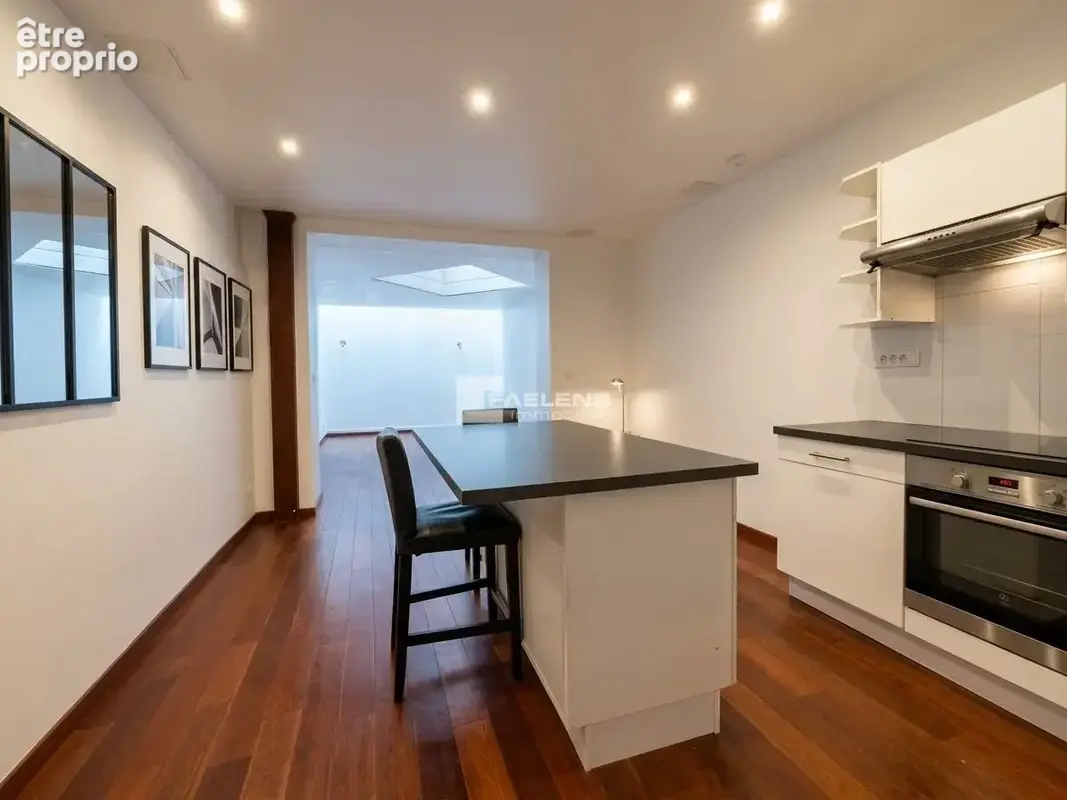 pièce de vie lumineuse  - Appartement à LILLE