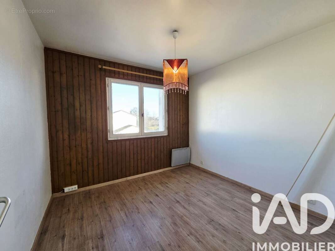 Photo 7 - Maison à JAUNAY-CLAN