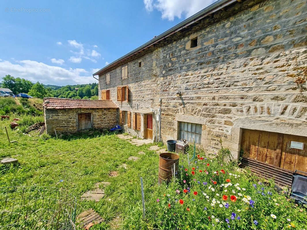 Maison à CHALMAZEL