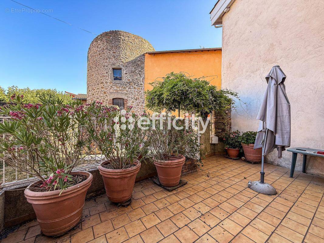 Appartement à GREZIEU-LA-VARENNE