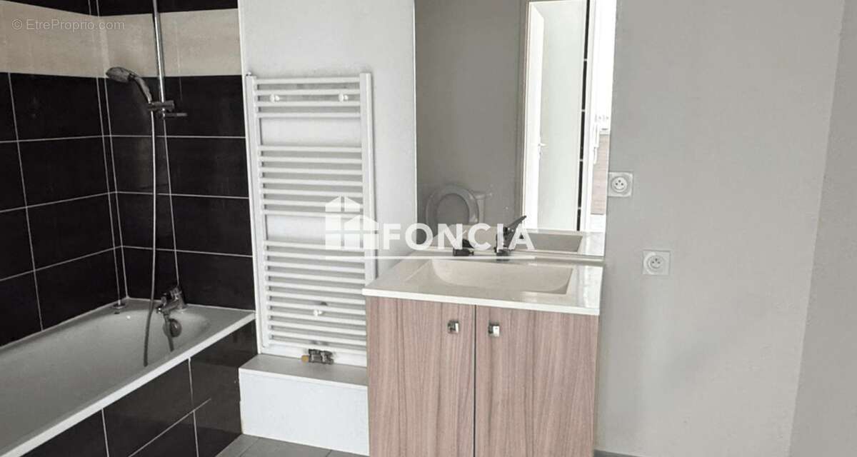 Appartement à ARTIGUES-PRES-BORDEAUX