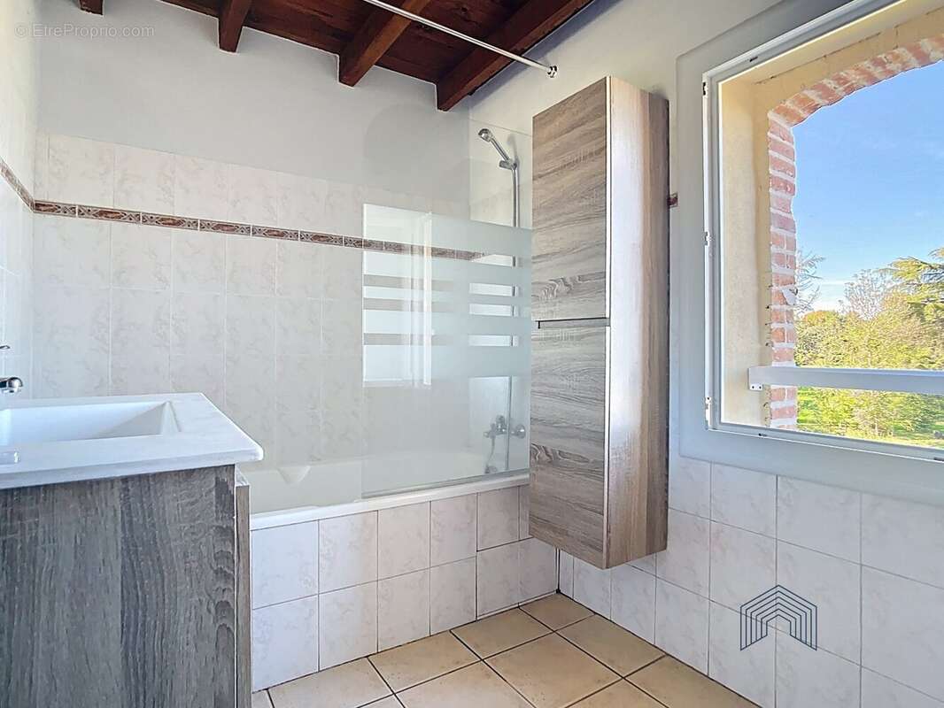 Maison à SAINT-SULPICE