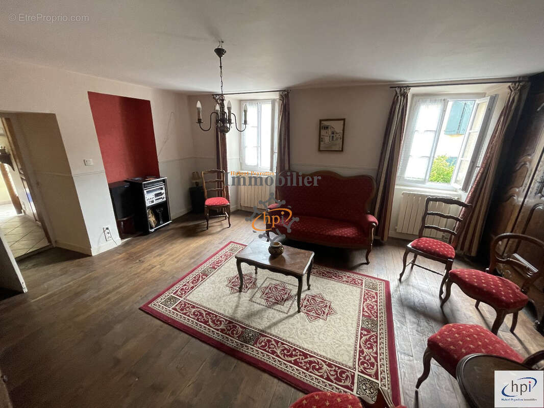 Vente maison avec terrasse, dépendances et terrain non attenant Saint sernin sur Rance - photo 2