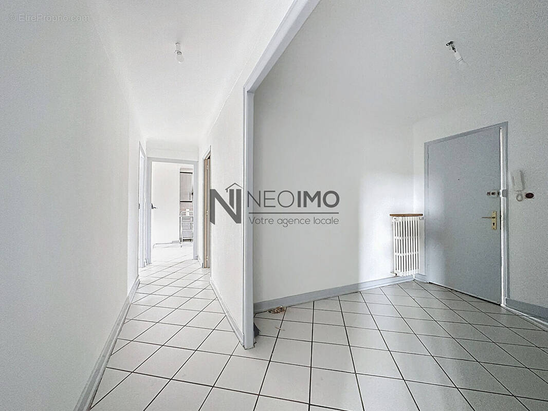 Appartement à NEUFCHATEAU