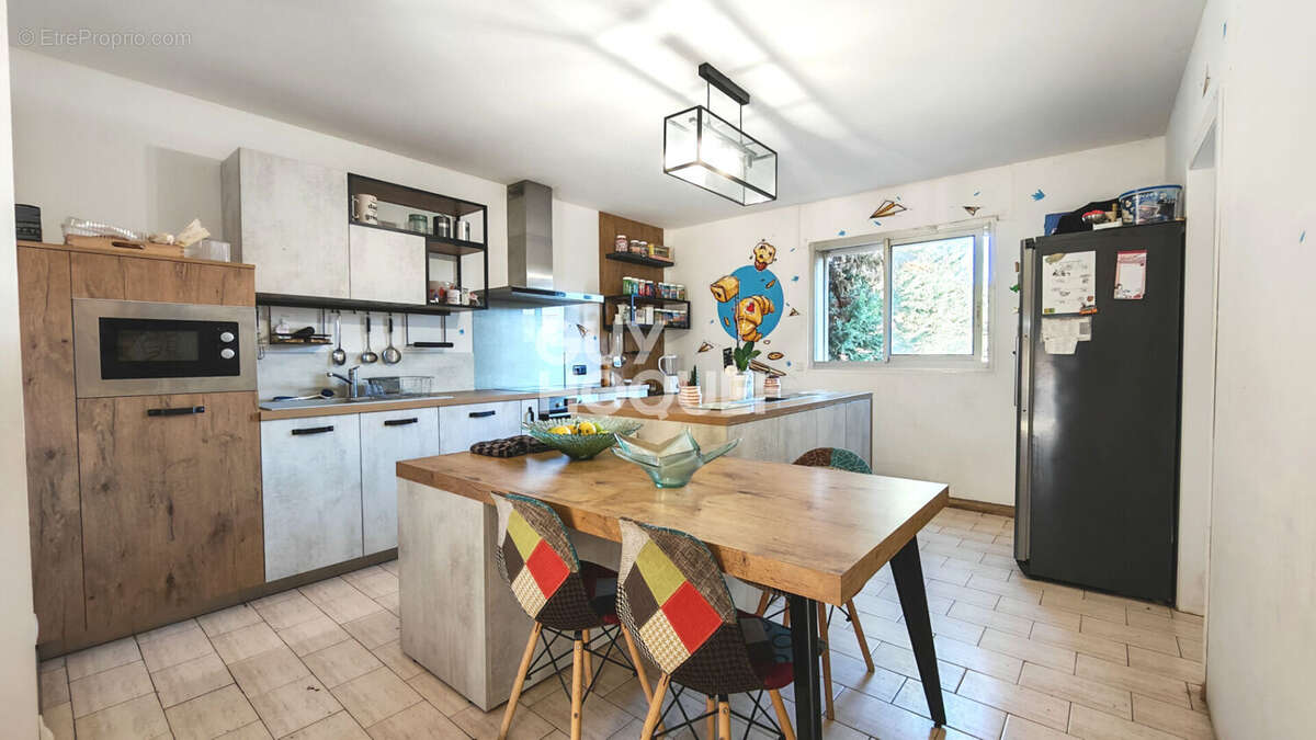 Maison à VILLENEUVE-DE-LA-RAHO