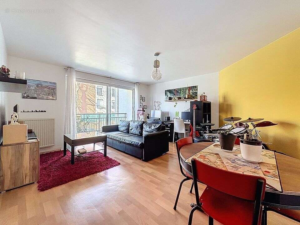 Appartement à MONTIGNY-LE-BRETONNEUX