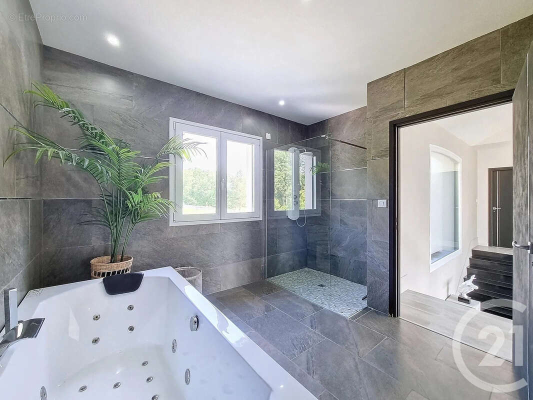 Maison 170 m² à Ingre  - photo 12