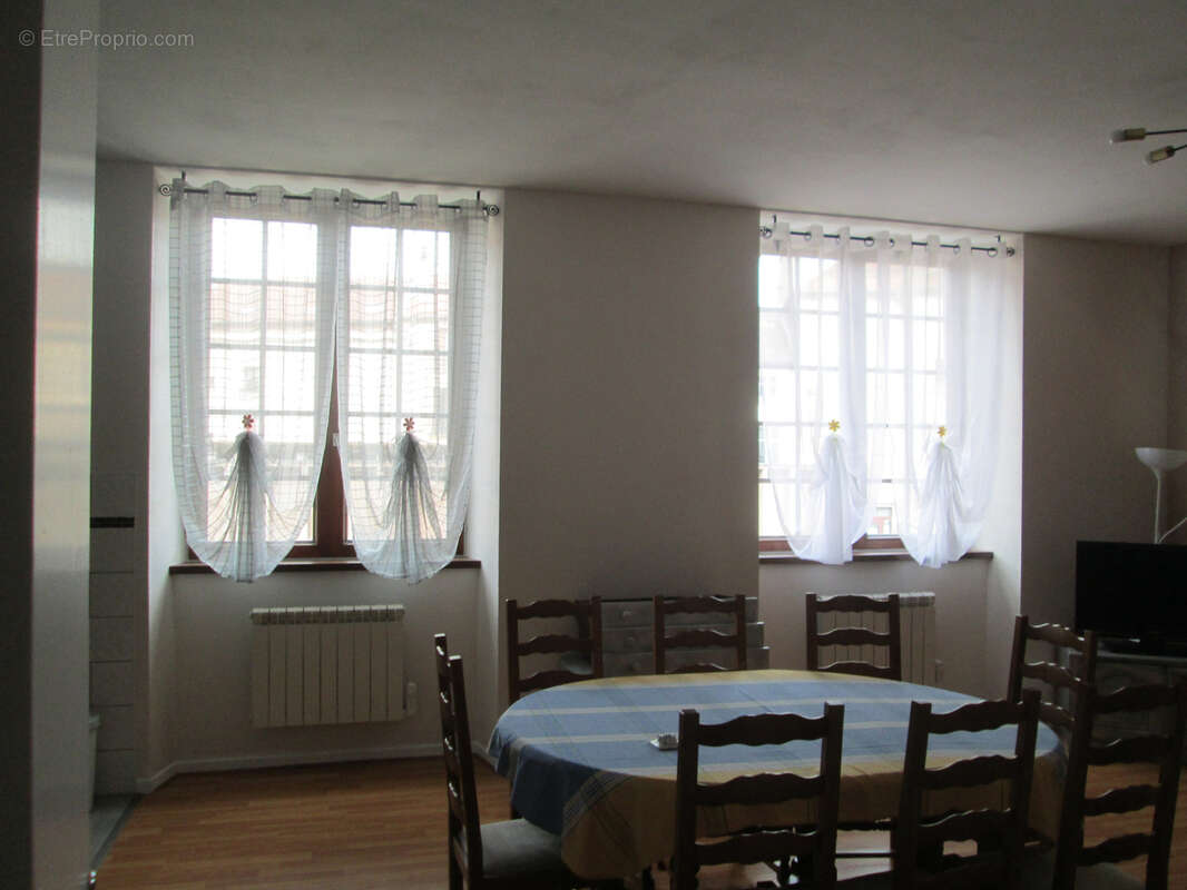 Appartement à LUXEUIL-LES-BAINS