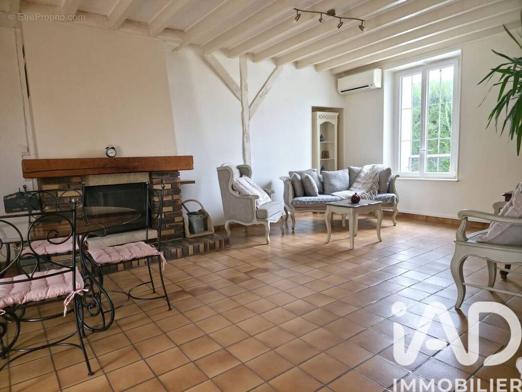 Photo 1 - Maison à CLOS-FONTAINE