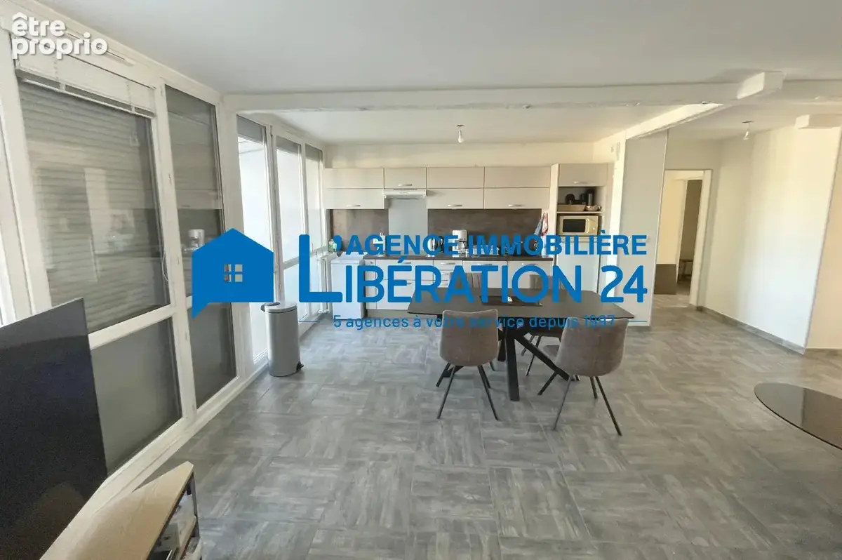 Appartement 80 m²  3 Chambres Garage Balcon Traversant Bon DPE - photo 1
