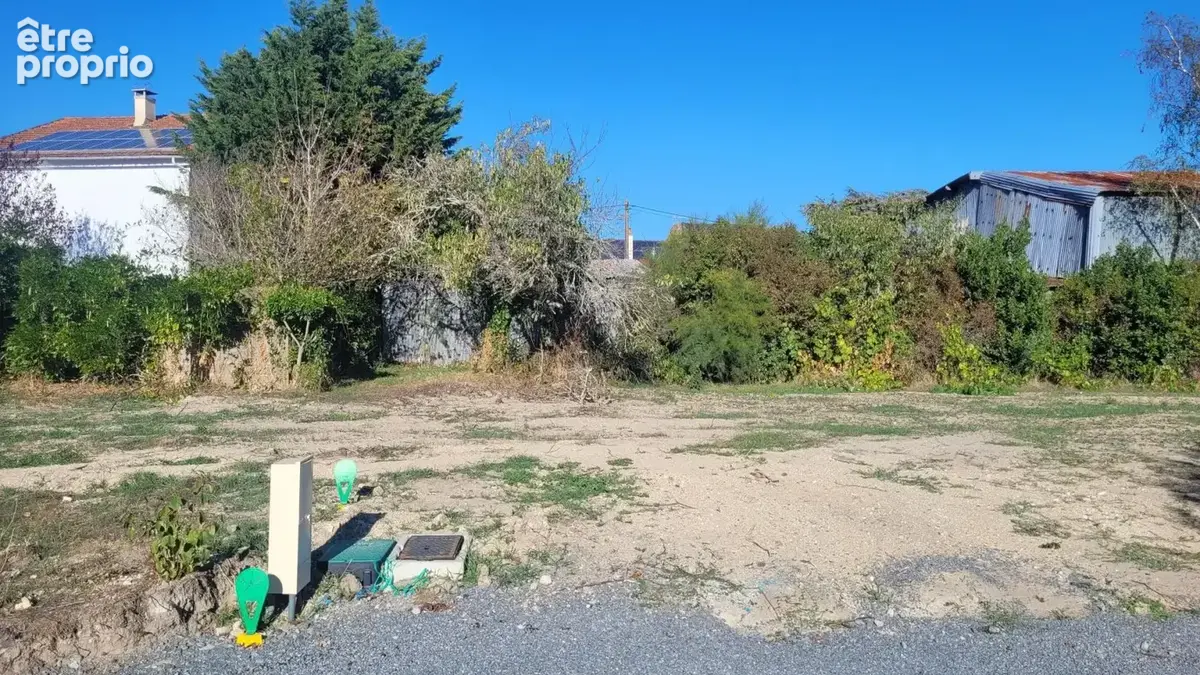 Terrain à LANVAUDAN