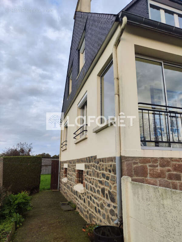 Maison à GUINGAMP