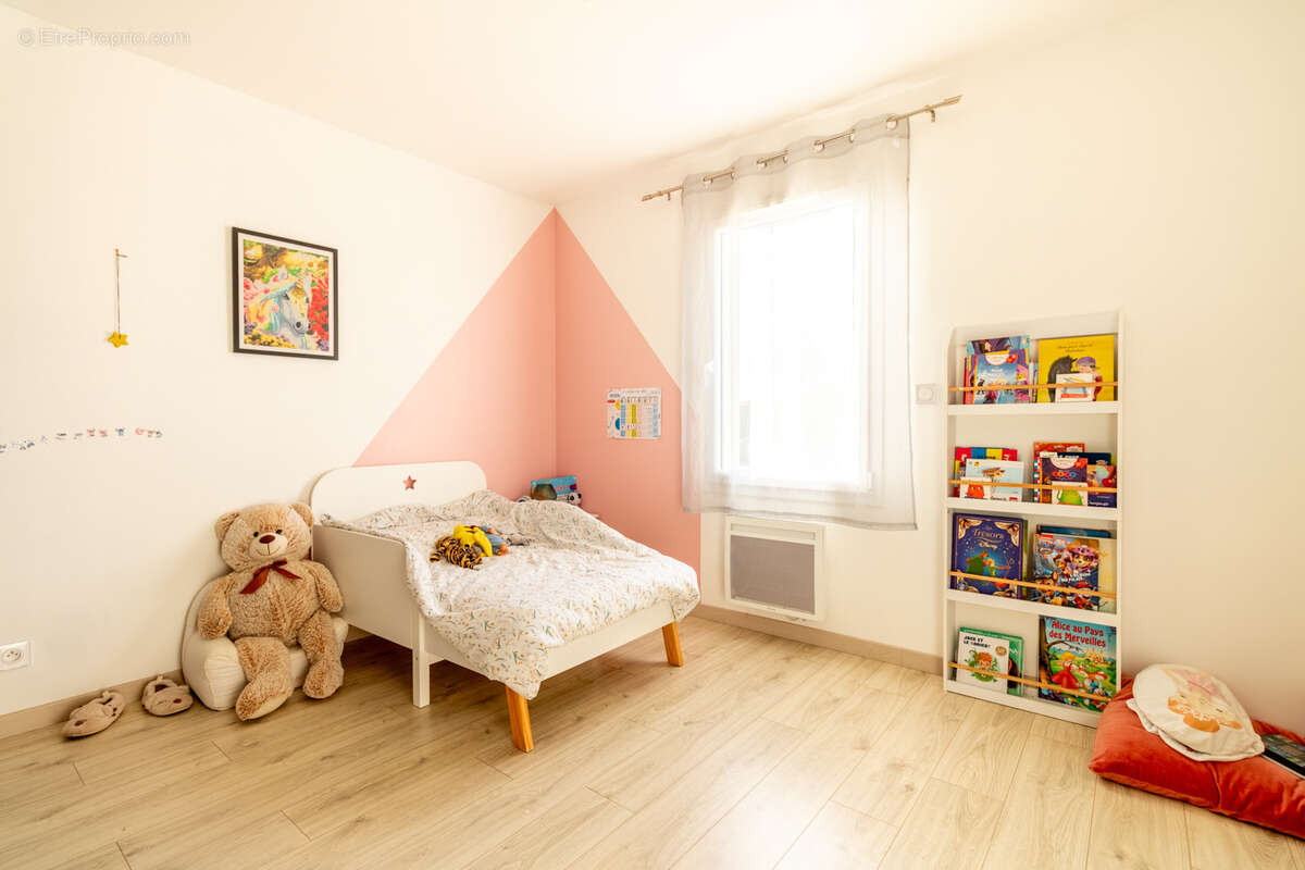 Maison à SAINT-SAVINIEN