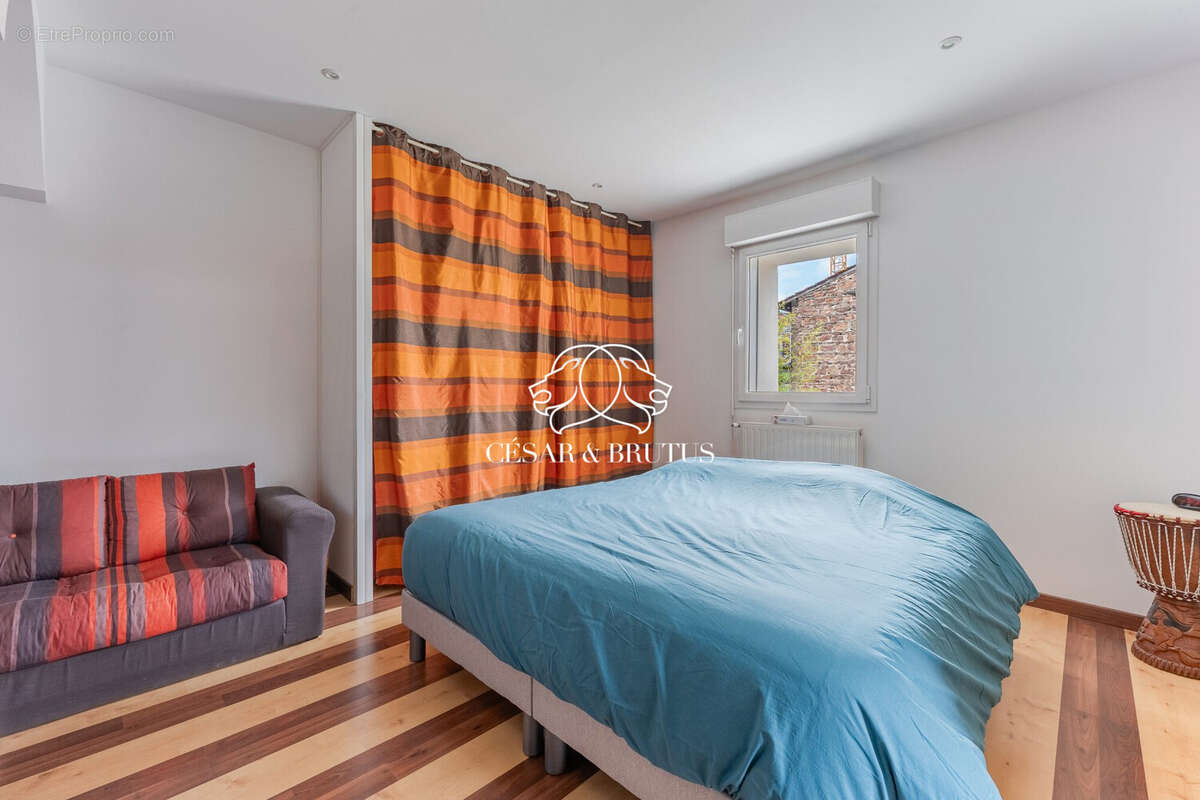Maison 262 m² à Roanne  - photo 9