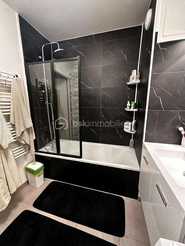 Appartement à SAINT-GENIS-POUILLY