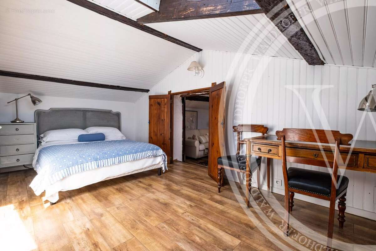 Maison à MOUANS-SARTOUX