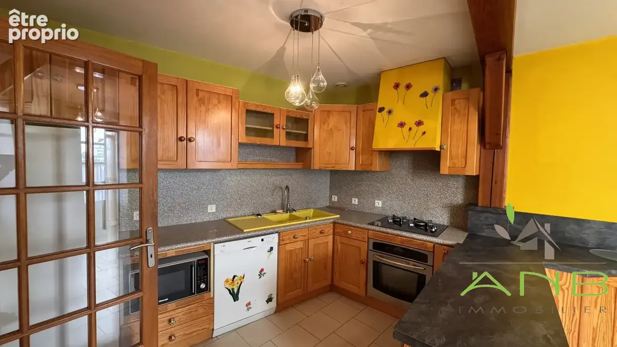 Maison 8 pièces 181 m² à vendre à Exideuil (16150) - photo 3