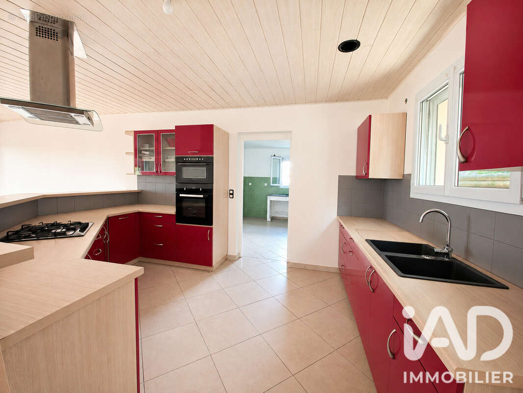 Maison 157 m² à Beynat  - photo 7
