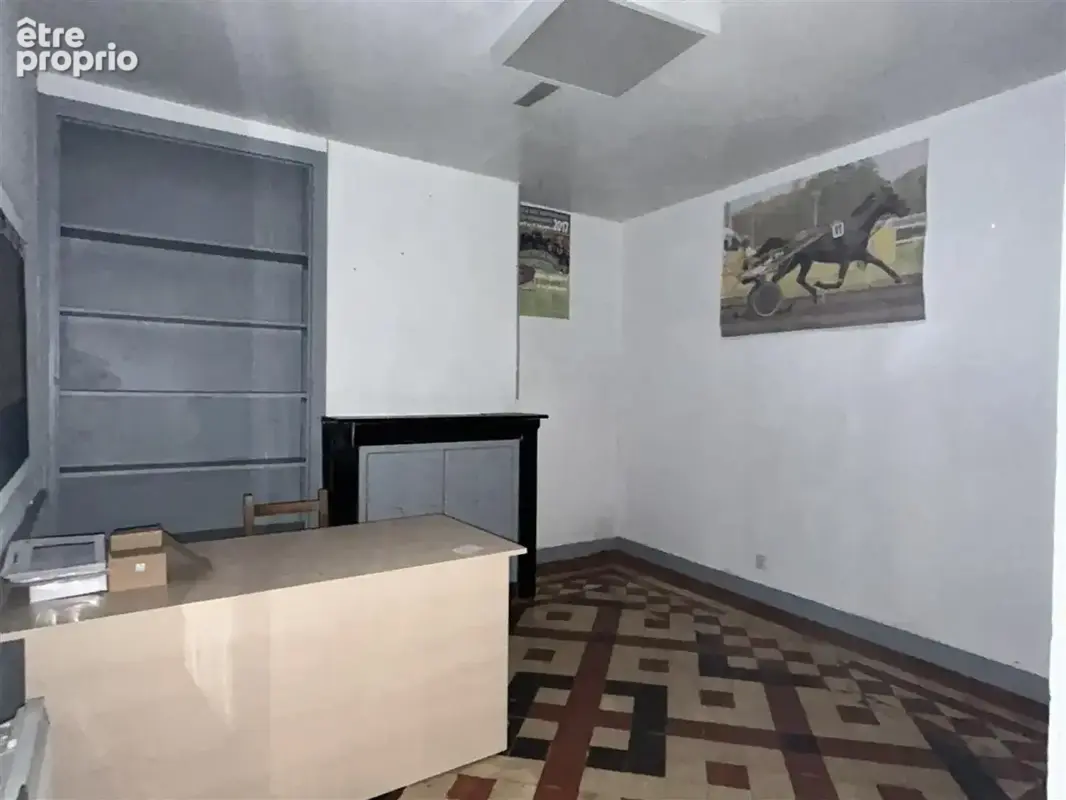 Un Ensemble immobilier comprenant : - Au rez-de-chaussée : un local commercial, réserve, chambre froide, réser - photo 14
