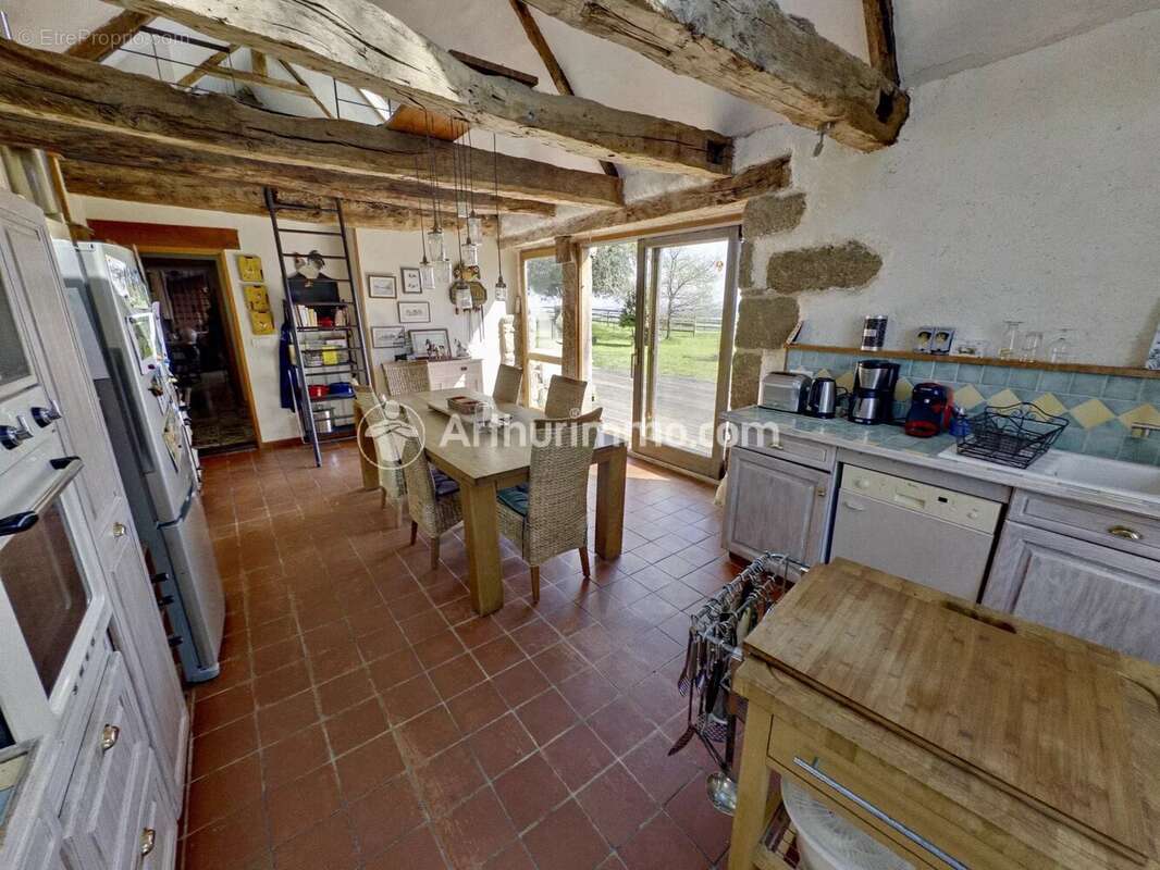 Maison à KERGRIST-MOELOU