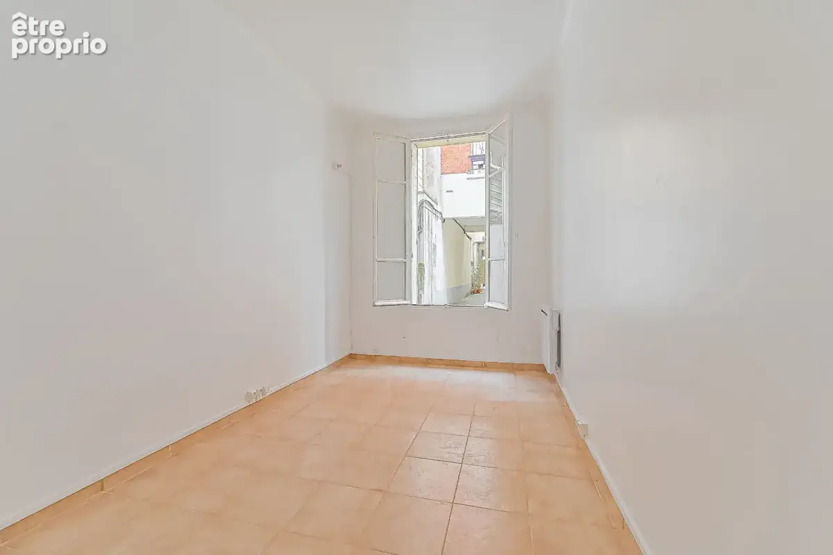 Studio à vendre en rez-de-chaussée à Paris - Réf 5391 - photo 4