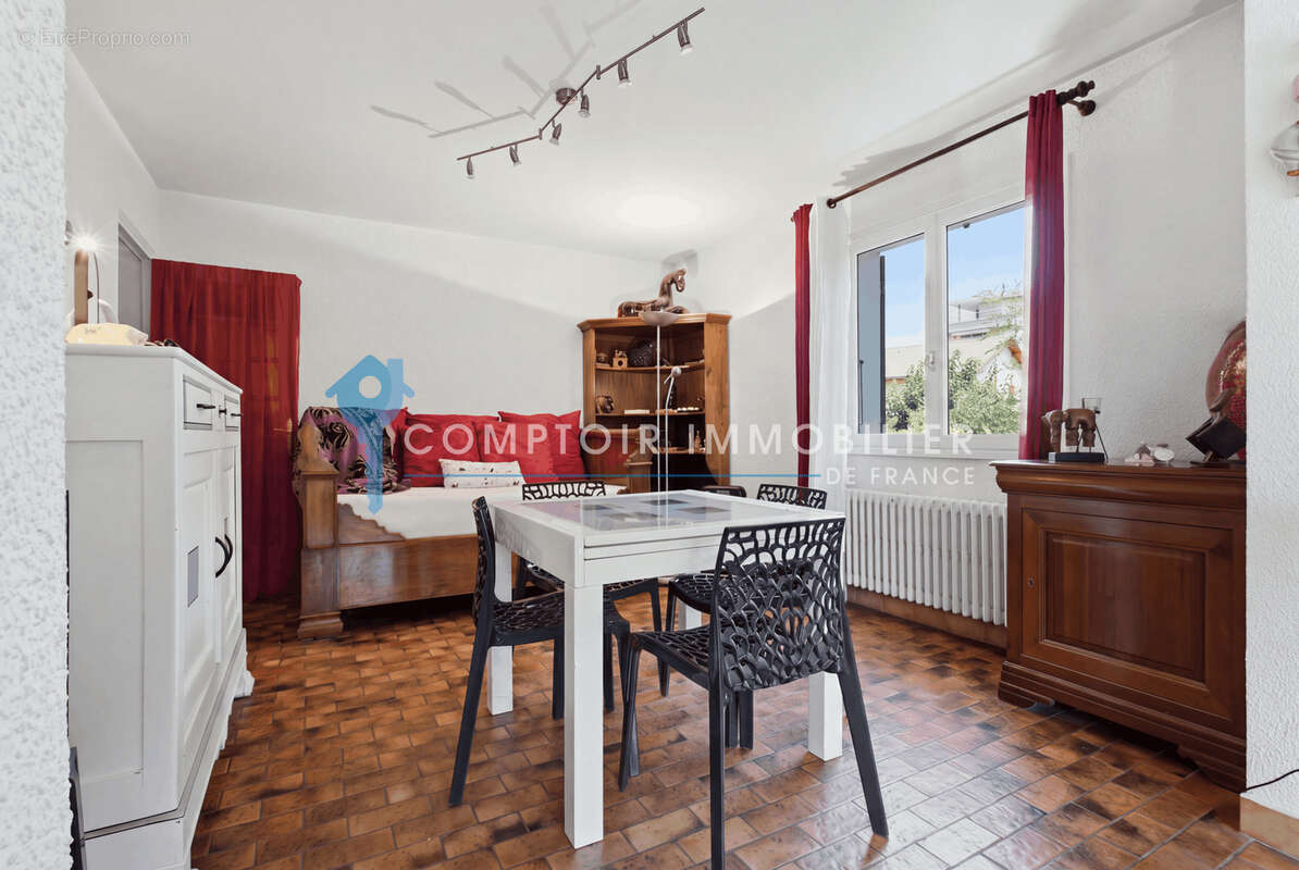 Maison Plain-pied de 2 logements avec Piscine - photo 8